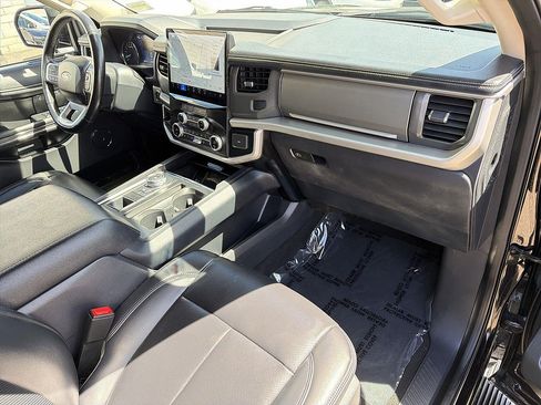 Used 2024 Ford Expedition Max XLT RWD image 28