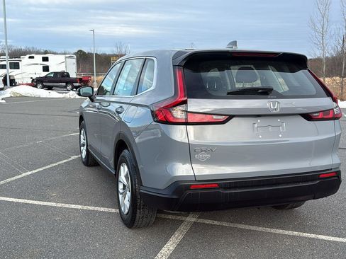 Used 2023 Honda CR-V LX image 10
