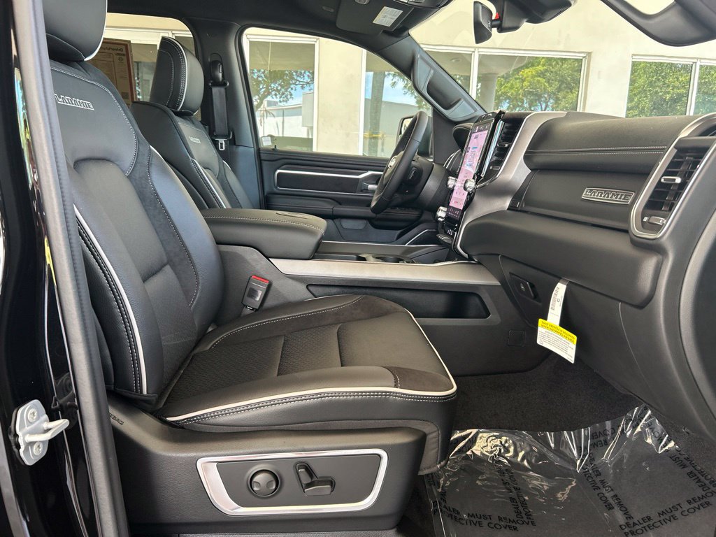 Used 2026 RAM 1500 Laramie AWD/4WD image 25