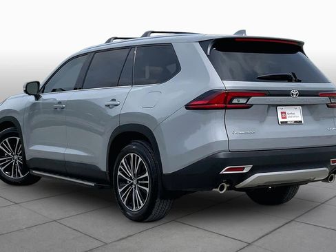 Used 2026 Toyota Grand Highlander AWD Hybrid image 12