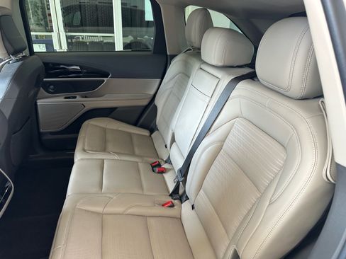 Used 2024 Lincoln Nautilus Reserve w/ Equipment Group 202A AWD/4WD image 27