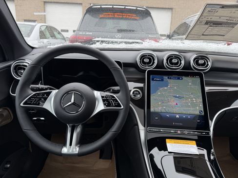 New 2026 Mercedes-Benz GLC 300 4MATIC image 10