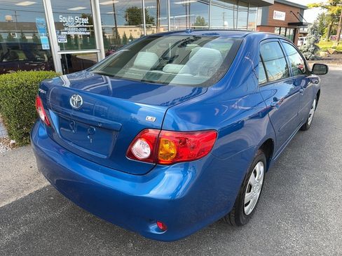 Used 2009 Toyota Corolla LE FWD image 4