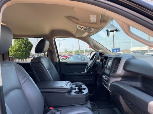 Used 2020 RAM 5500 Tradesman w/ Chrome Appearance Group image 29