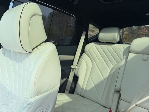 Used 2025 Genesis GV80 3.5T Prestige image 7