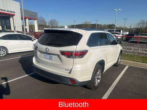 Used 2015 Toyota Highlander XLE FWD image 6