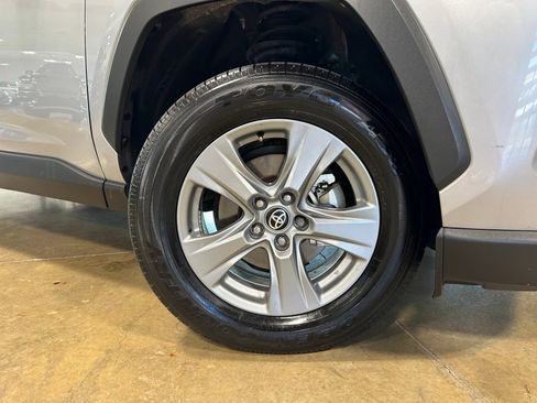 Used 2025 Toyota RAV4 LE AWD/4WD image 10