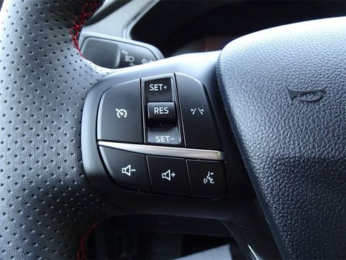 Used 2025 Ford Escape ST-Line w/ Cold Weather Package image 20