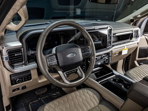 Used 2026 Ford F450 Platinum w/ Platinum Plus Package image 18