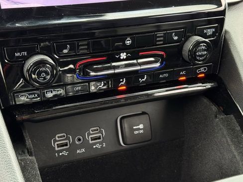 Used 2021 Jeep Grand Cherokee L Limited image 18