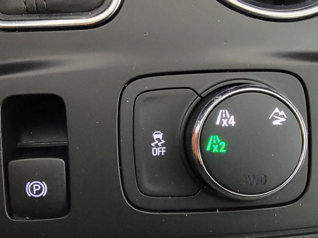 Used 2018 Chevrolet Traverse LT AWD/4WD image 25