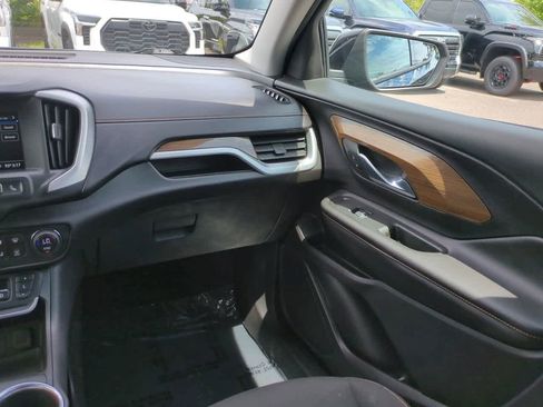 Used 2019 GMC Terrain SLE w/ Driver Convenience Package AWD/4WD image 16