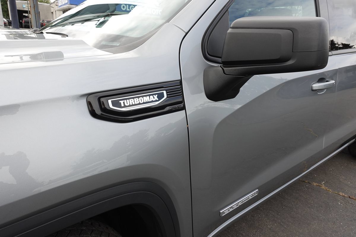 Used 2025 GMC Sierra 1500 Elevation AWD/4WD image 7