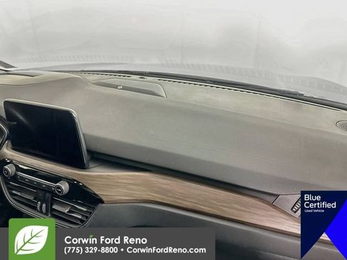 Used 2020 Ford Escape Titanium w/ Titanium Premium Package 2.0 AWD/4WD image 34