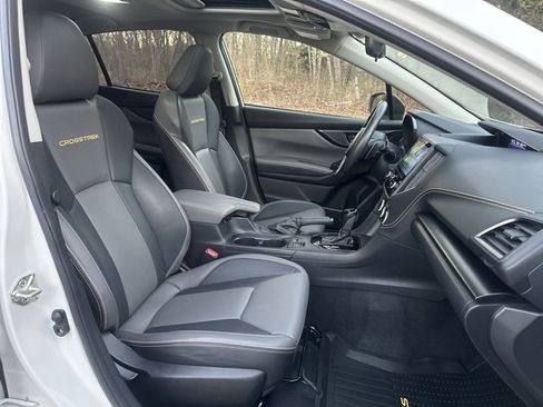 Used 2022 Subaru Crosstrek 2.5i Sport w/ Moonroof Package image 25