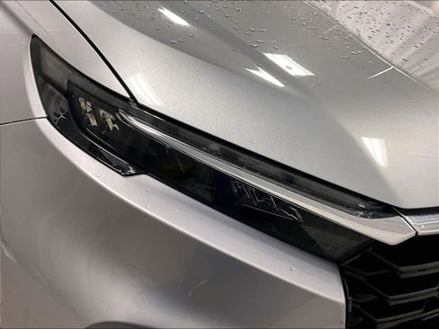 Used 2025 Honda CR-V EX image 33