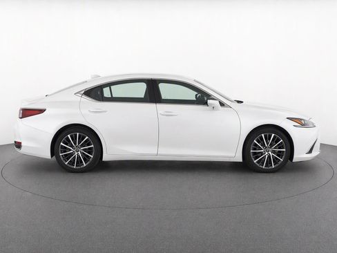 Used 2025 Lexus ES 300h w/ Premium Package FWD image 8