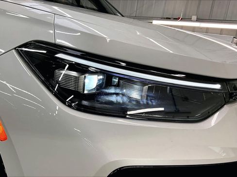 New 2026 Volkswagen Tiguan SE R-Line image 33