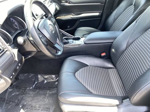 Used 2023 Toyota Camry SE FWD image 27