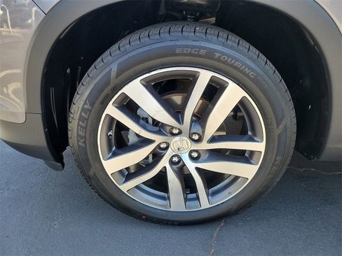 Used 2016 Honda Pilot Elite image 25