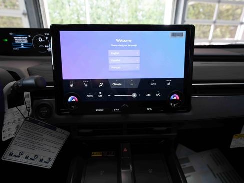 New 2026 Toyota C-HR AWD/4WD image 17