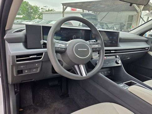 Used 2025 Hyundai Sonata SEL FWD image 15