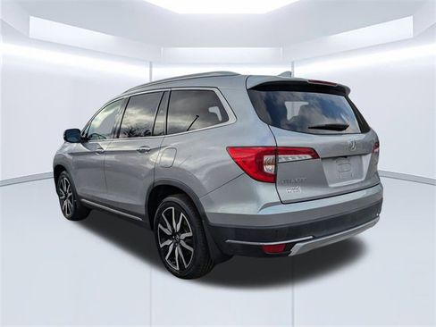 Used 2022 Honda Pilot Touring image 6