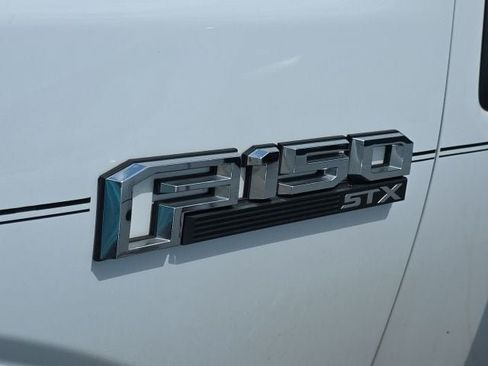 Used 2018 Ford F150 XL w/ Equipment Group 101A Mid RWD image 11