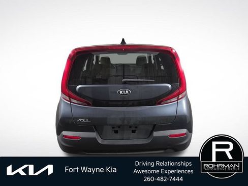 Used 2020 Kia Soul LX FWD image 9
