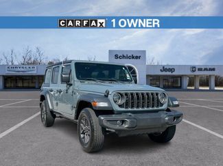Used 2024 Jeep Wrangler Unlimited Sport AWD/4WD video 1
