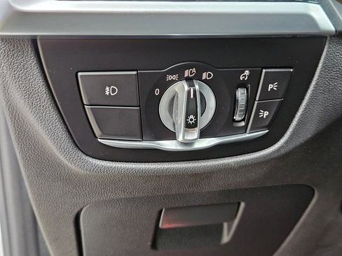 Used 2019 BMW X3 sDrive30i w/ Convenience Package RWD image 29