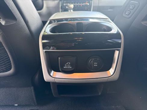 Used 2022 Kia Carnival SX FWD image 28