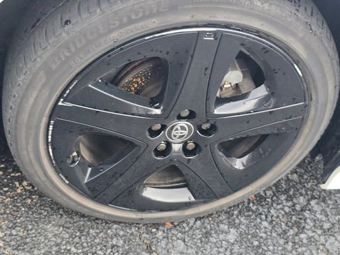 Certified 2021 Toyota Prius FWD image 19