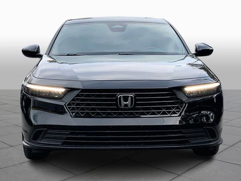 Used 2024 Honda Accord Sport image 6