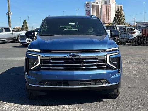 New 2026 Chevrolet Suburban LT w/ Comfort Package image 2