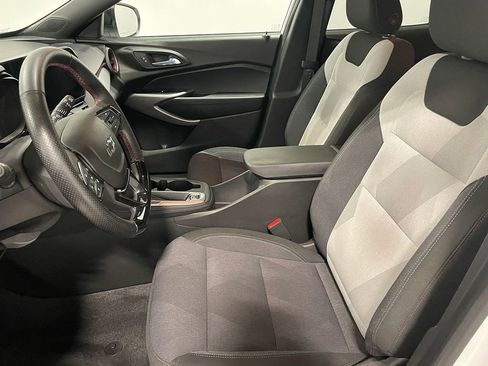 Used 2024 Chevrolet Trax RS w/ Driver Confidence Package image 3