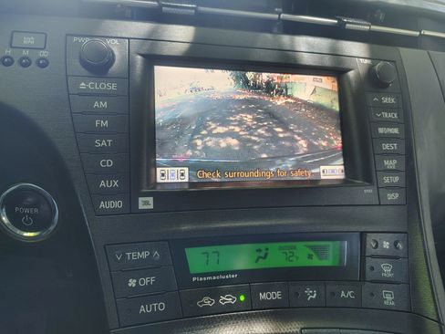 Used 2010 Toyota Prius FWD image 10