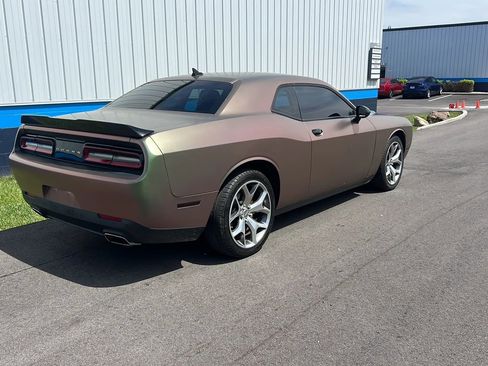 Used 2015 Dodge Challenger SXT Plus RWD image 5