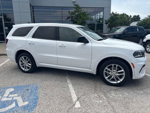 Used 2025 Dodge Durango GT AWD/4WD image 23