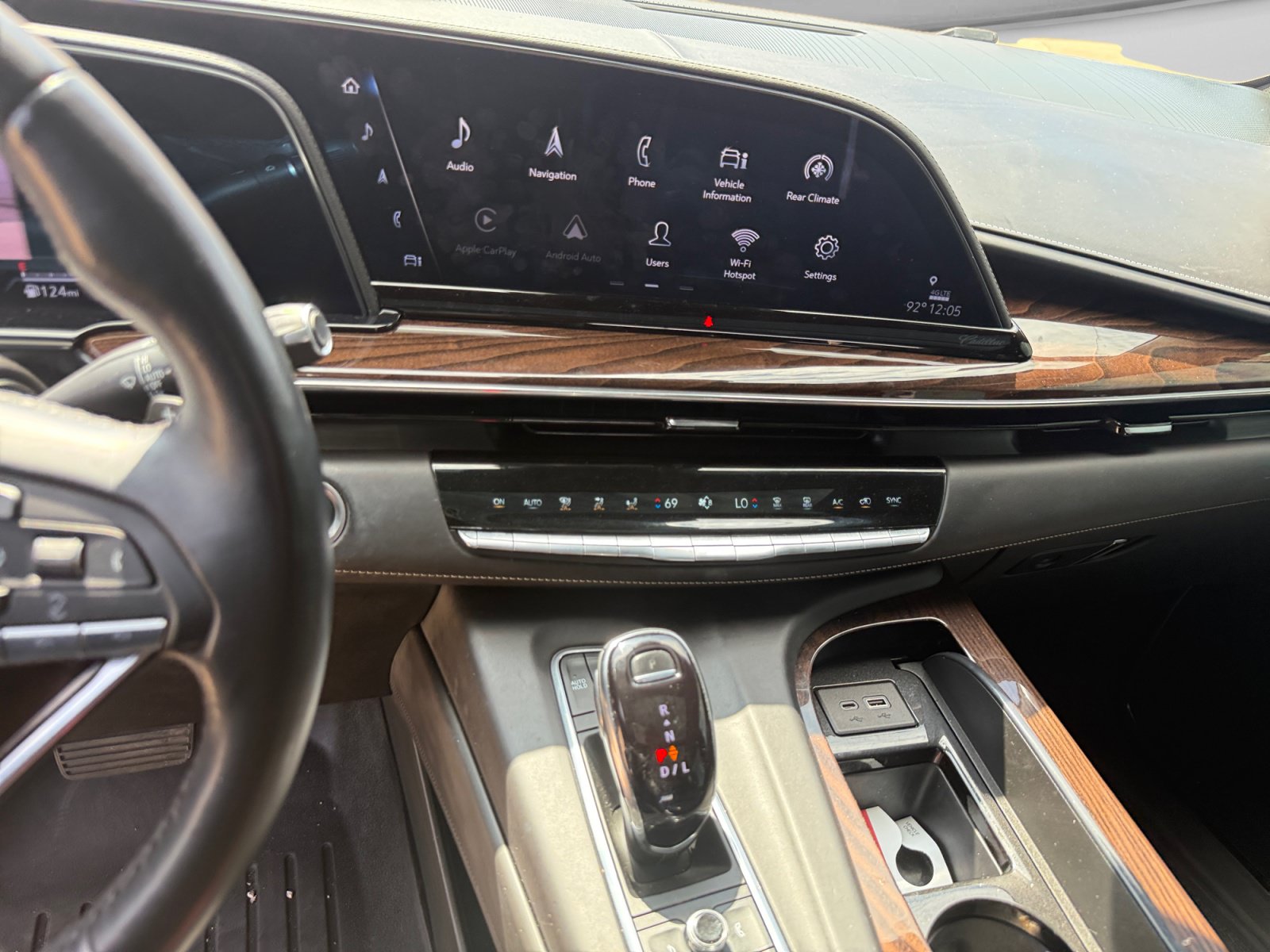 Used 2022 Cadillac Escalade Sport Platinum AWD/4WD image 25