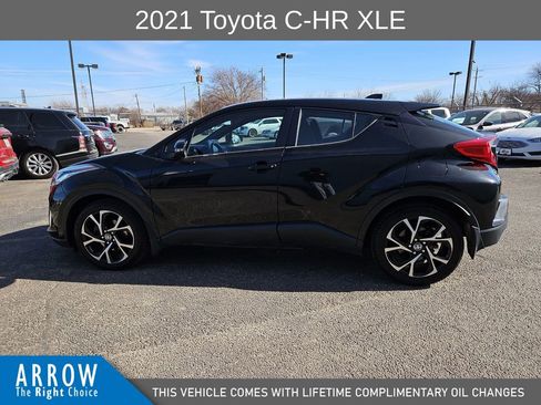 Used 2021 Toyota C-HR XLE image 7
