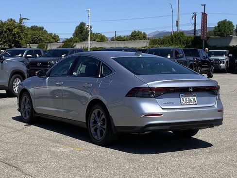 Used 2023 Honda Accord EX image 40