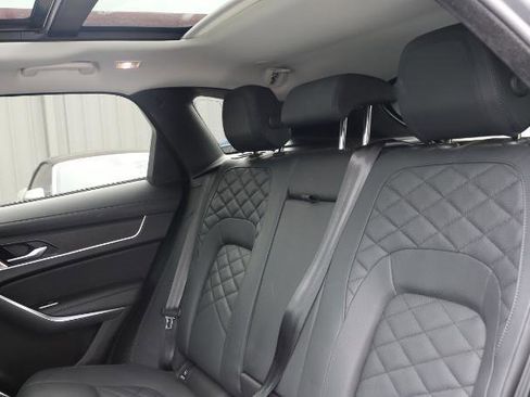 Used 2023 Jaguar F-PACE S AWD/4WD image 21