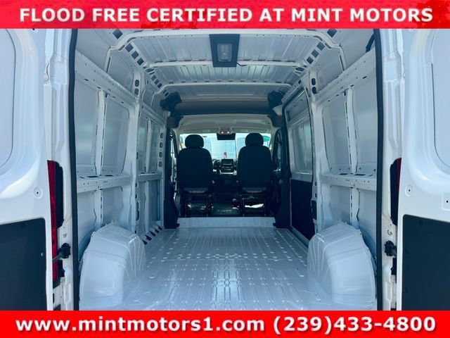Used 2025 RAM ProMaster 2500 w/ Convenience Group FWD image 16