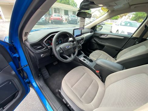 Used 2020 Ford Escape SE image 29