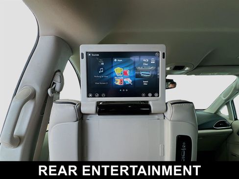 Used 2019 Chrysler Pacifica Limited w/ Advanced Safetytec Group image 28