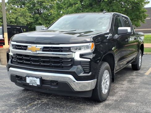 Used 2025 Chevrolet Silverado 1500 LT AWD/4WD image 29