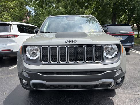 Certified 2023 Jeep Renegade Latitude w/ Sun/Sound Group AWD/4WD image 2