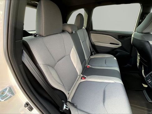 Used 2025 Subaru Forester Premium AWD/4WD image 25