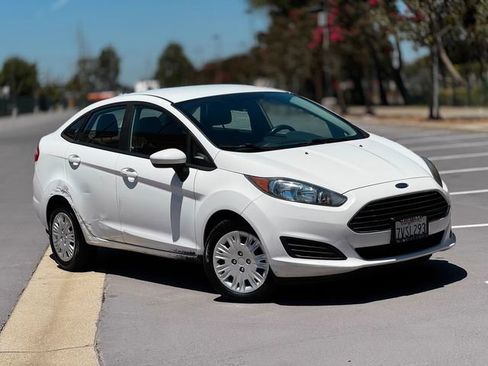 Used 2016 Ford Fiesta S FWD image 21